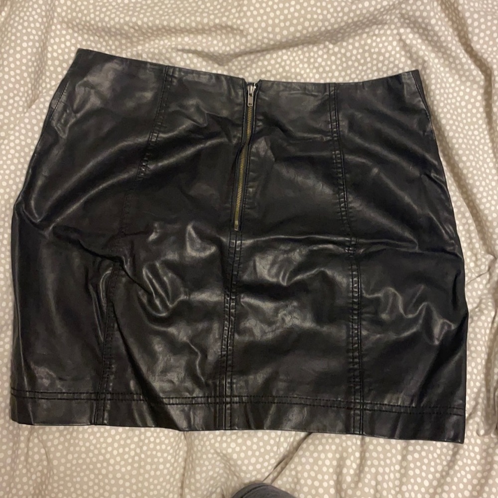 Leather skirt